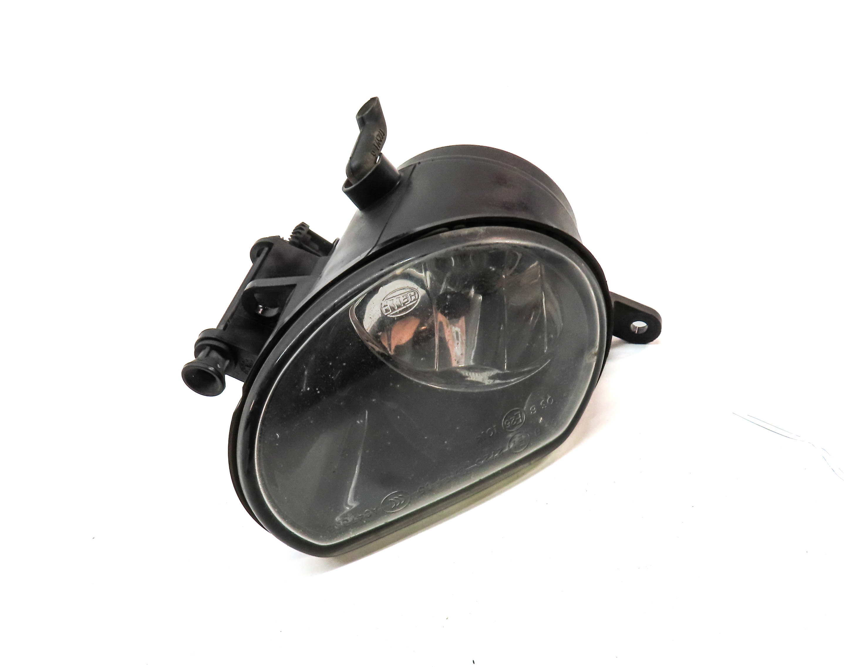 2010-2015 AUDI Q7 (4L) RIGHT FRONT PASSENGER FOGLIGHT FOG LIGHT LAMP — exact item pictured
